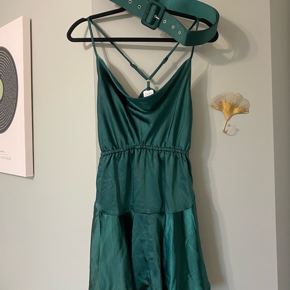 Retro emerald green mini dress